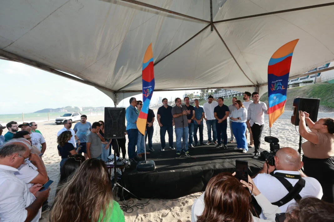 Prefeito Álvaro Dias comemora: Natal terá réveillon em faixa de areia ampliada