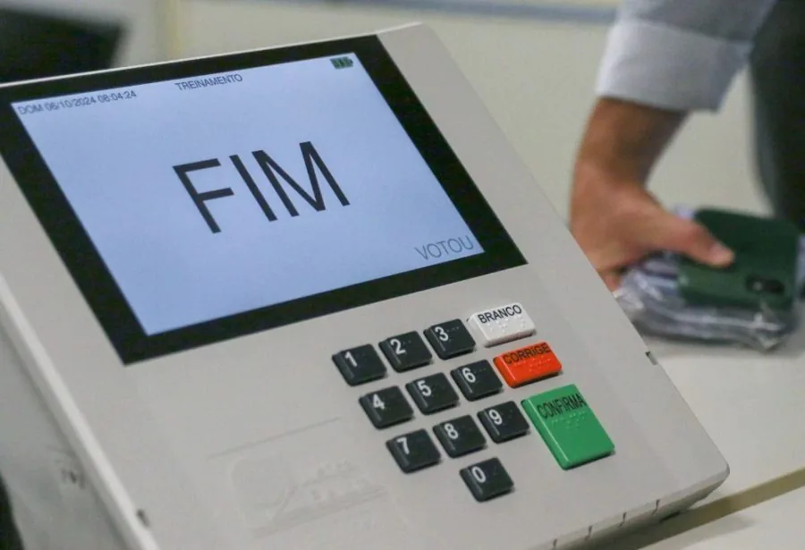 PT fica sem prefeitos em 7 estados, e PL, em 3; MDB e PP têm pelo menos 1 eleito por UF
