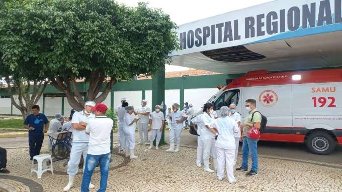 AÇOITA: Governo Fátima dá calote de 6 meses em empresa e médicos terceirizados no hospital Tarcísio Maia