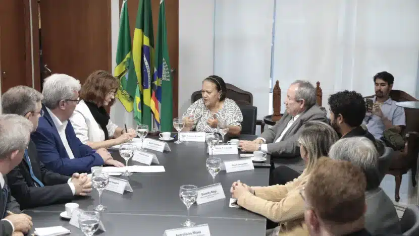 Governo do RN apresenta oportunidades de investimentos à embaixadora da Alemanha