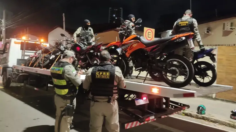 Lei Seca frustra “rolezinho” e remove motos irregulares na zona Leste de Natal