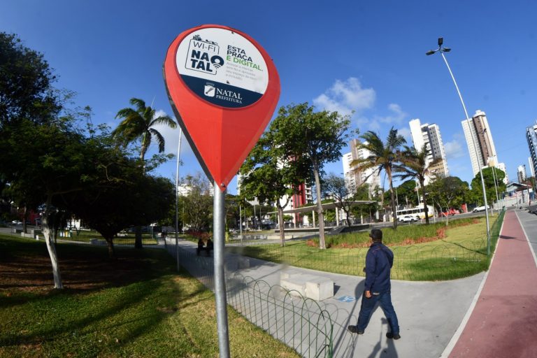 Gestão Álvaro Dias garante internet gratuita em 65 praças de Natal