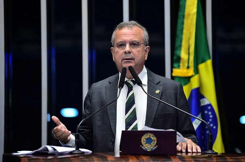 Senador Rogério Marinho emite Nota Pública sobre o indiciamento de Bolsonaro: "Perseguição política"