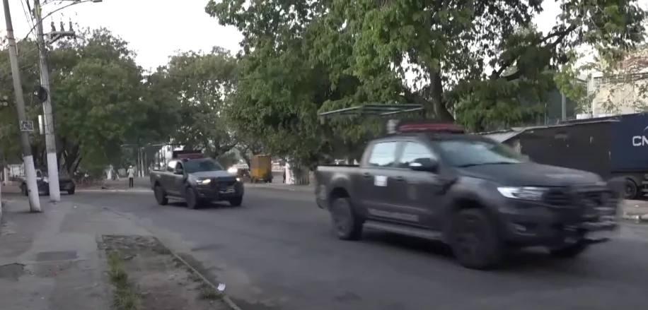 Militares do Exército são atacados a tiros em operação do G20 no RJ