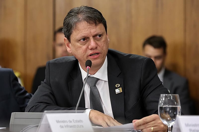 Tarcísio fala em narrativa da PF contra Bolsonaro: “Carece de provas”