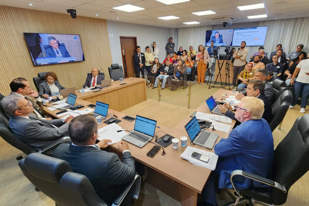 Por unanimidade, CCJ aprova projeto que aumenta ICMS no RN; veja quem votou