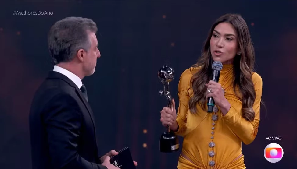 Após ser ovacionada na TV Globo, Patricia Abravanel elogia Huck: “Quero honrar você”