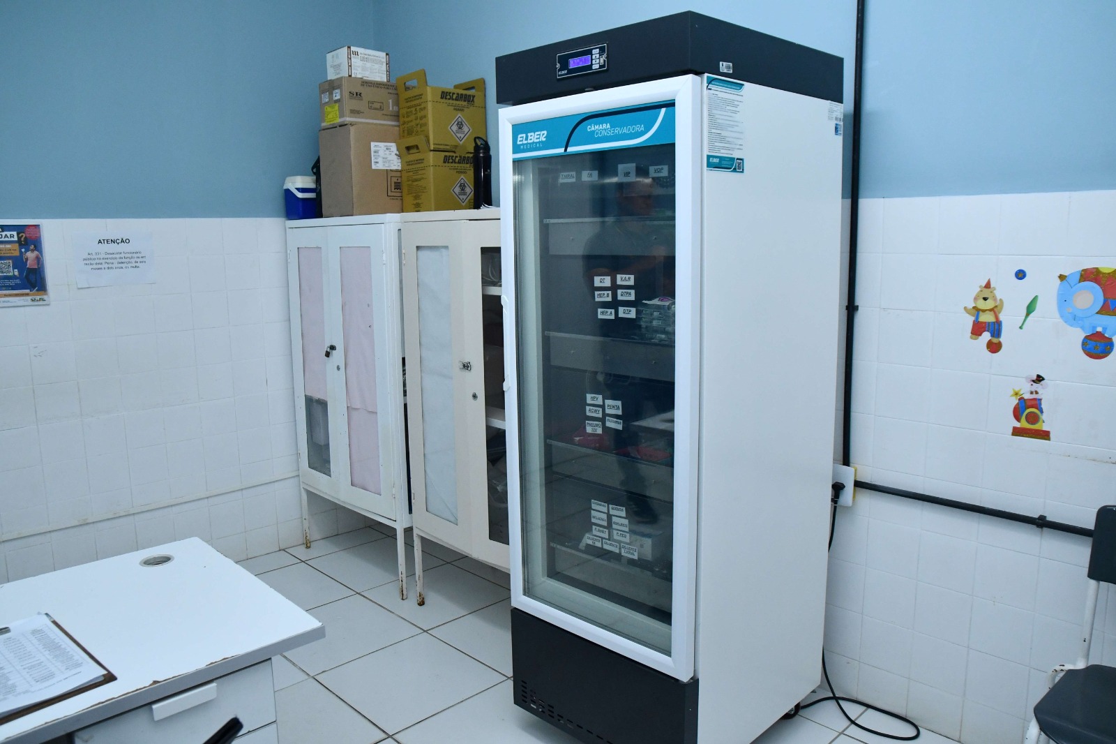 Natal estrutura 100% da rede com novas câmaras conservadoras de vacinas