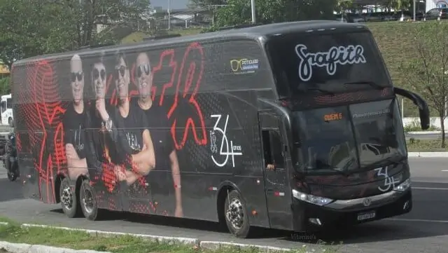 Homem morre após ser atropelado por ônibus da Banda Grafith em Viçosa (RN)