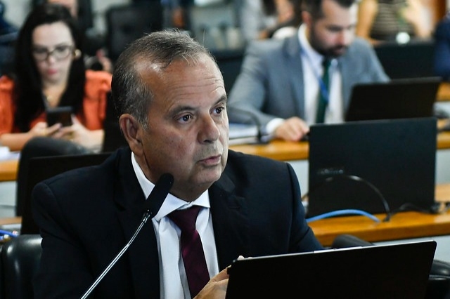 CCJ do Senado aprova projeto de Rogério Marinho que torna hediondo o tráfico de pessoas