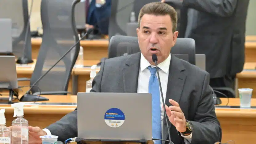 “Vendendo a CAERN vamos apurar até R$ 5 bilhões de reais”, calcula deputado