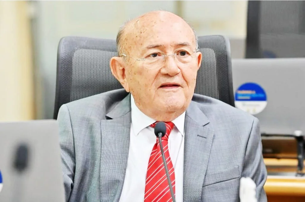Vivaldo Costa alerta Fátima Bezerra sobre aliados: “Tem que dividir melhor esse bolo”