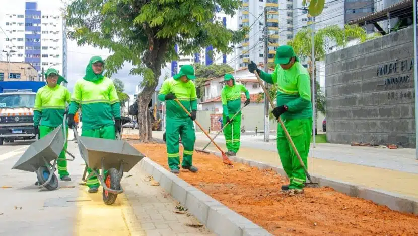 Semsur intensifica limpeza e manutenção das praças de Natal