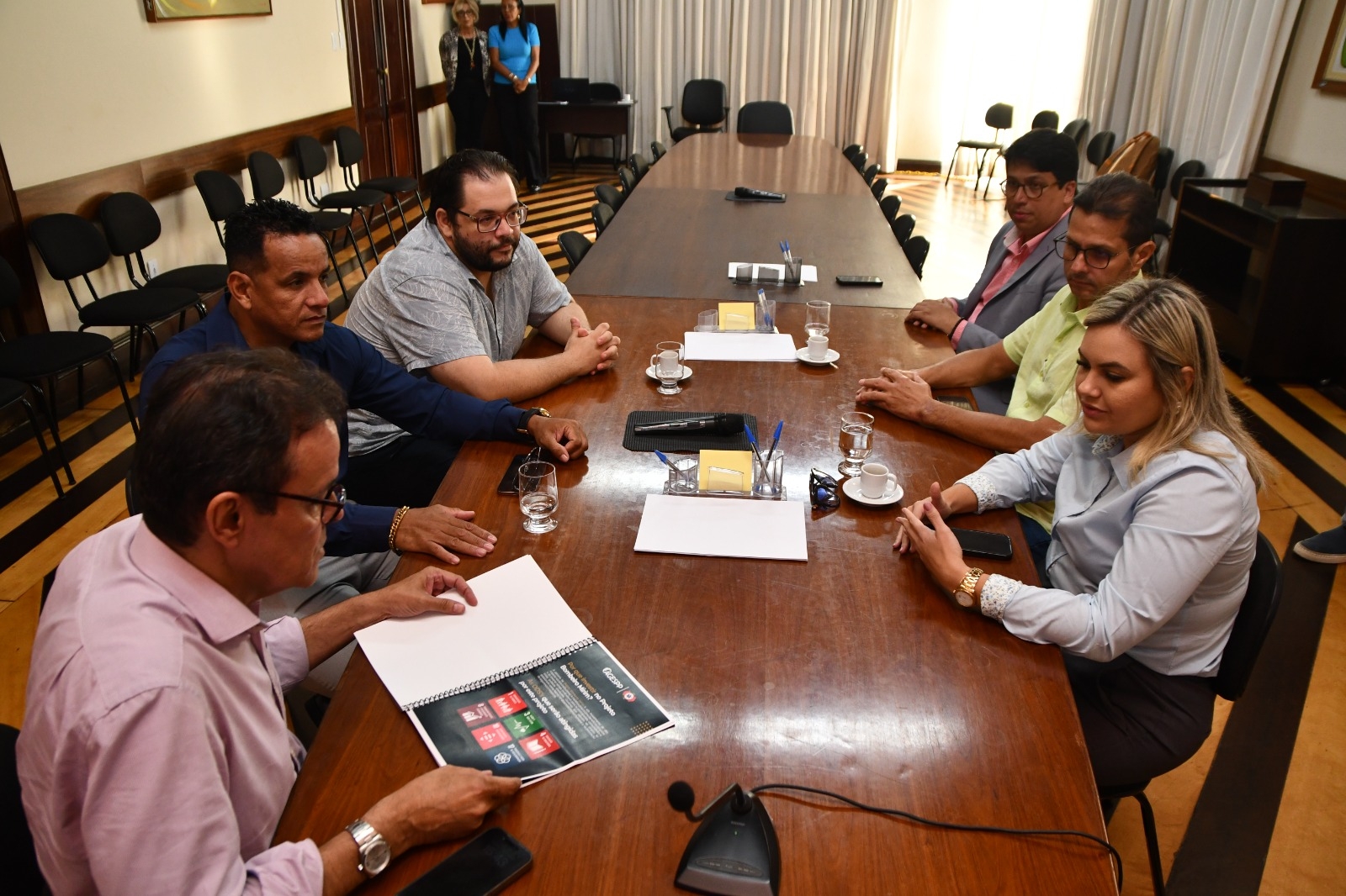 Vice-Prefeita discute implementação de projeto Bombeiro Mirim em Natal