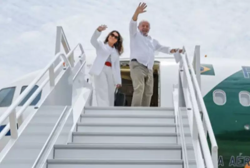 Viagens de Lula ao exterior somam 102.000 km e equivalem a 2,5 voltas ao mundo
