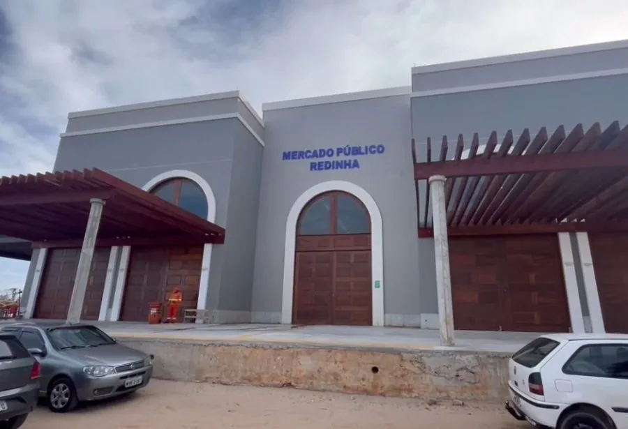 Após protesto, chefe da Casa Civil vai receber comerciantes para discutir possível reabertura do Mercado da Redinha