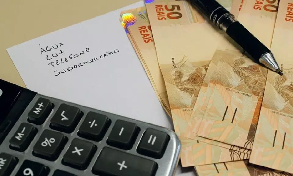 Recorde: 33% das empresas brasileiras fecham 2024 inadimplentes