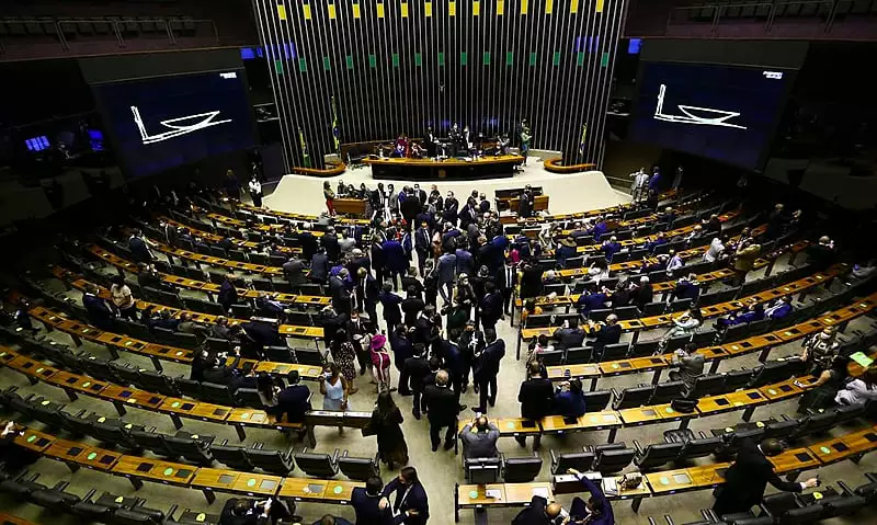 Deputados embolsaram mais de R$234 milhões para ‘ressarcir despesas’ só em 2024