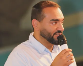 Prefeito de cidade paraibana nomeia esposa, irmão, cunhada e outros familiares como secretários