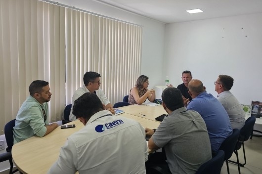 Semurb e Caern discutem ações para evitar extravasamento de efluentes em Ponta Negra