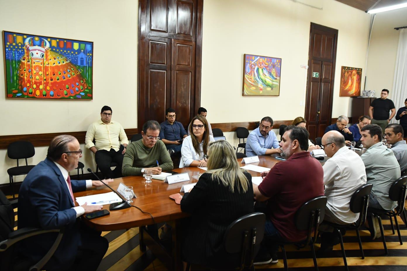 Prefeito Paulinho Freire anuncia “Operação Chuva” com ações de prevenção e recuperação