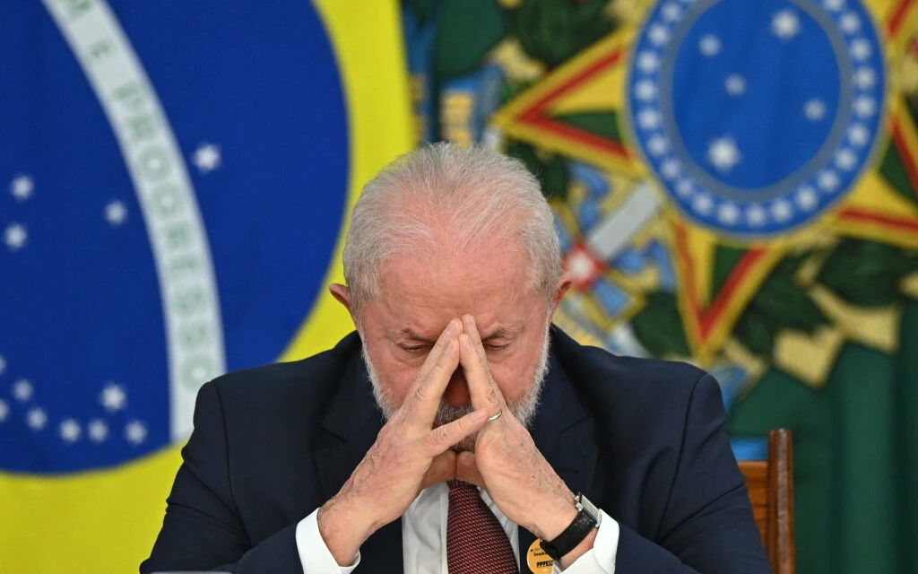 Brasileiros veem o País ‘no caminho errado’ e 65% acusam Lula de não honrar promessas