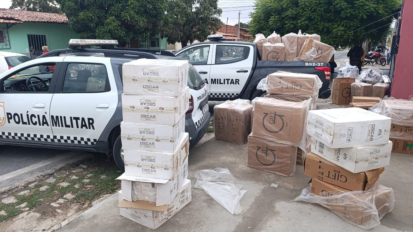 PM prende homem por contrabando de 55 mil maços de cigarros importados em Mossoró