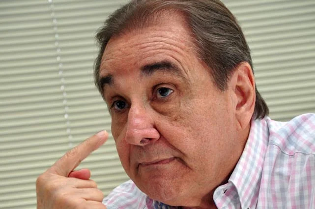 Parentes de José Agripino são condenados por esquema de desvio de salário recebido no gabinete do ex-senador