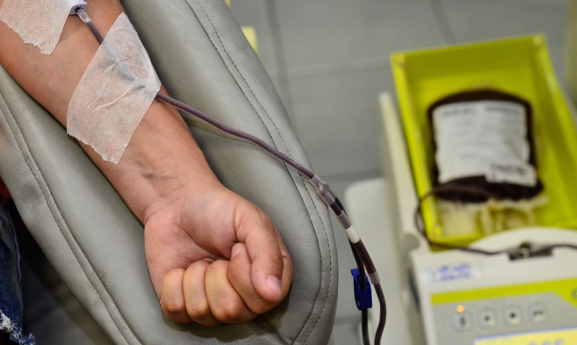 Cooperativa dos Anestesiologistas do RN lança campanha para doação de sangue tipo negativo