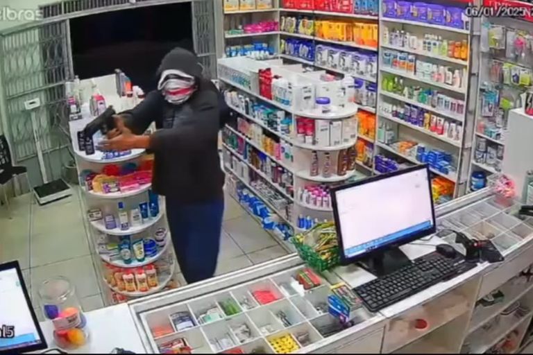 “Operação Mecanismo” prende dois adolescentes envolvidos no assalto à farmácia em Acari
