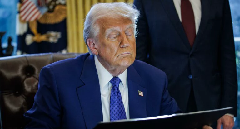 Tarifaço de até 25% de Trump impõe medo e gera incerteza global