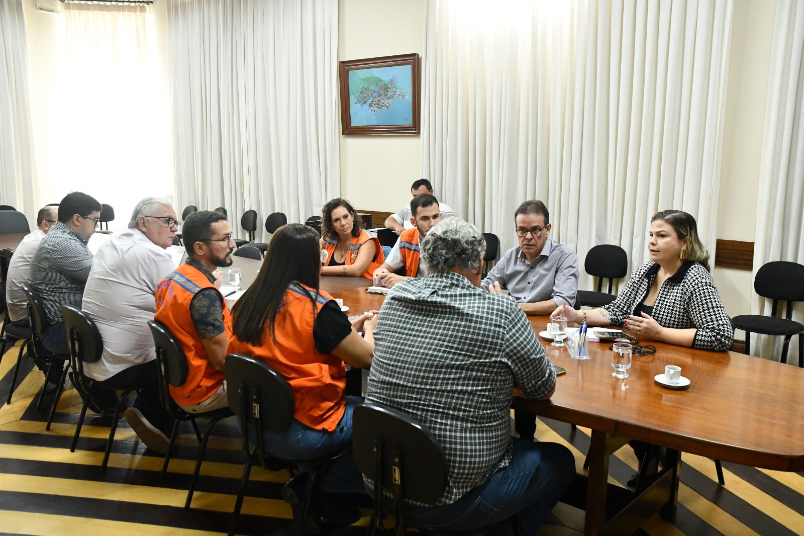 Prefeitura planeja ações de prevenção e respostas aos efeitos das chuvas