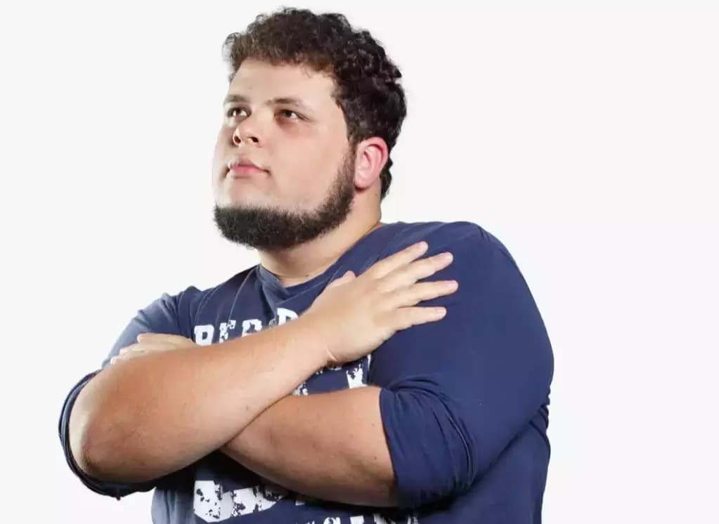 Comediante mineiro Victor Ahmar e projeto Conexão Nordeste garantem a diversão no final de semana do Natal Comedy