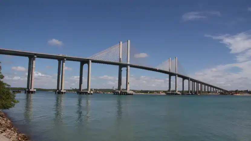 Apagão na Newton Navarro: Ponte está há 8 dias sem iluminação após furto de fios