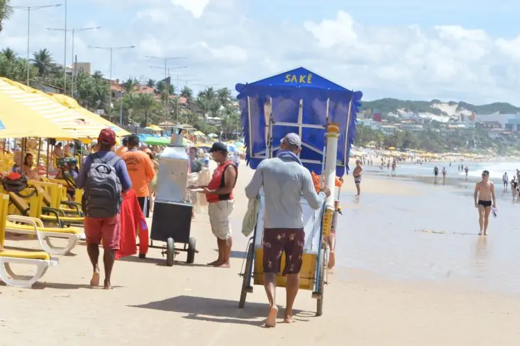 Prefeitura do Natal regulamenta cadastramento de vendedores ambulantes para o carnaval