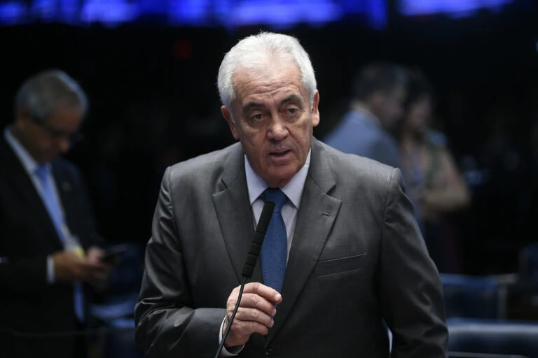 Senado: Redução da maioridade penal deve voltar aos debates