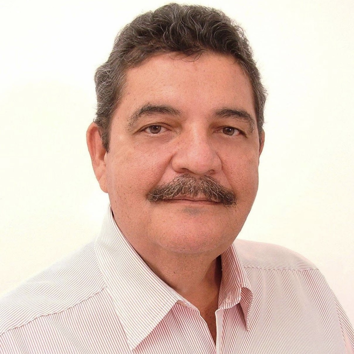Prefeitura de São Vicente (RN) decreta Luto Oficial pela morte do ex-gestor Irani Araújo