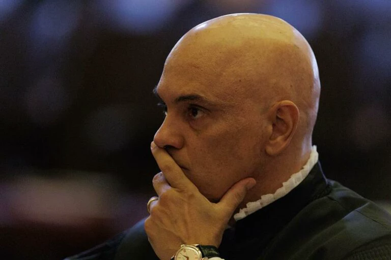 CEO da Rumble manda recado a Moraes: 'Nos veremos no tribunal'