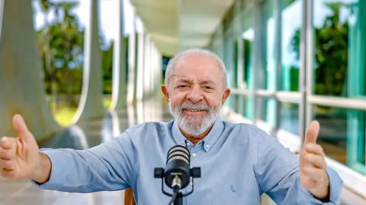 Segundo Lula, ele ora diariamente para Deus, pedindo para continuar na Terra