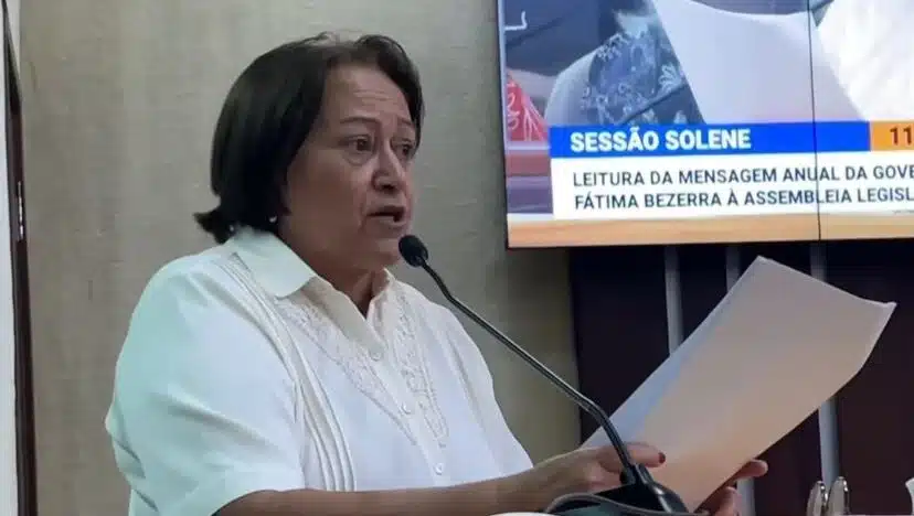 Fátima não garante reajuste do piso para todos professores e diz que “diálogo permanece aberto“