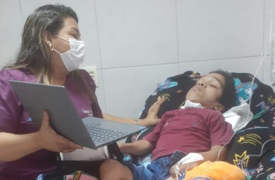 Estudante com doença rara realiza Enem e conquista vaga na UERN