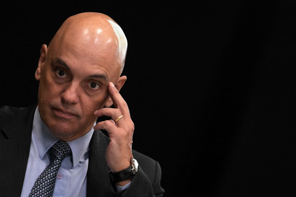 Fonte ligada ao Itamaraty avisa a Alexandre de Moraes que evite viagem aos EUA: “qualquer juiz federal pode mandar prendê-lo”