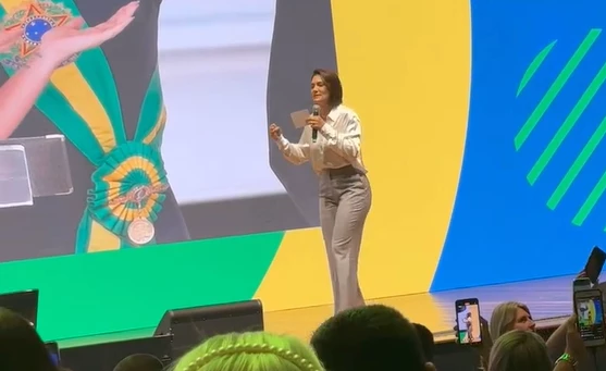 Michelle Bolsonaro critica preços altos dos alimentos: “Governo dos ímpios”