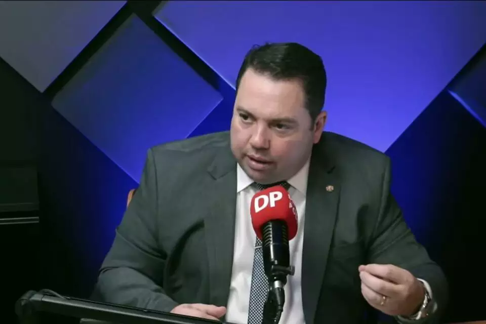 Lula só fala em ovo porque seus amigos da JBS entraram no ramo, diz deputado