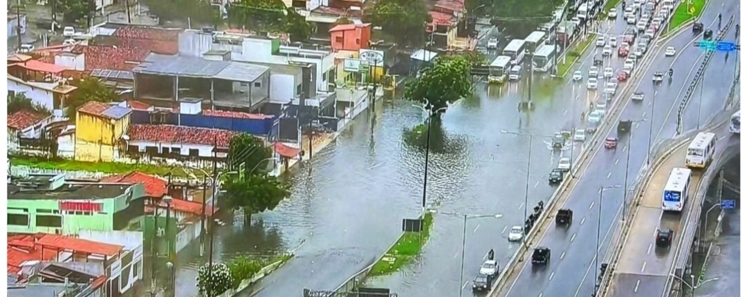 Trabalho preventivo da PMN minimiza transbordo das lagoas; prefeito comanda ações de enfrentamento às chuvas