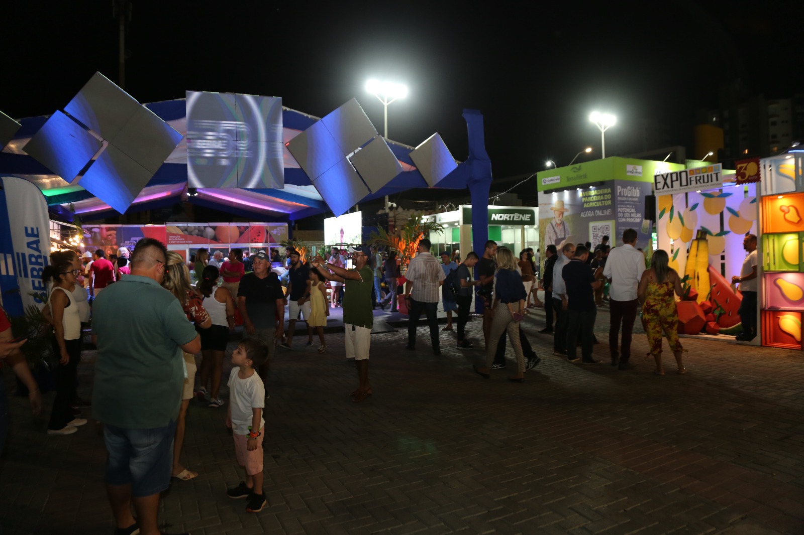 Comitê de Fruticultura do RN marca presença na maior feira de frutas e hortaliças do hemisfério sul