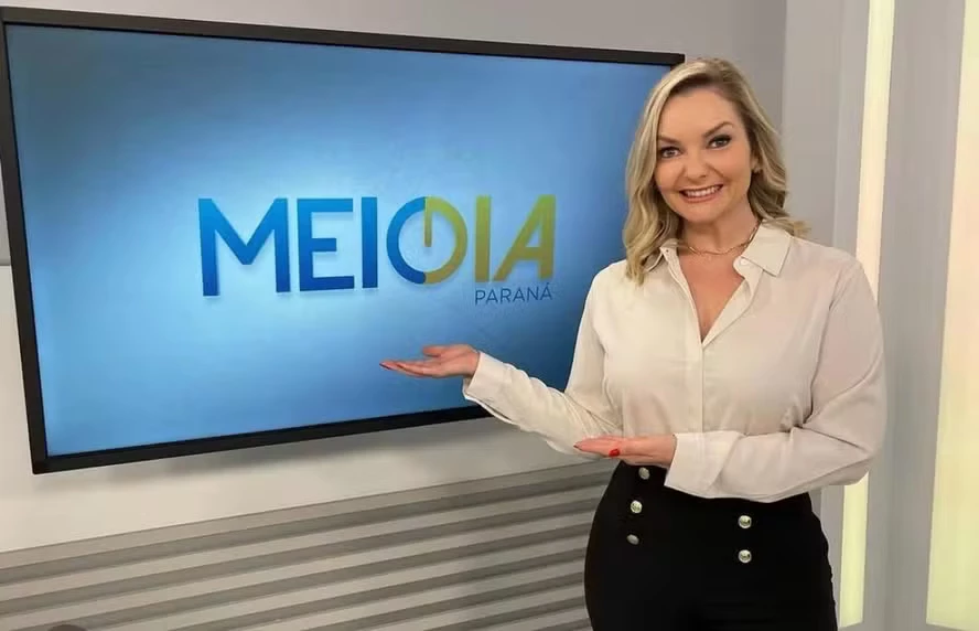 Jornalista da Globo anuncia no ar que está com câncer de mama