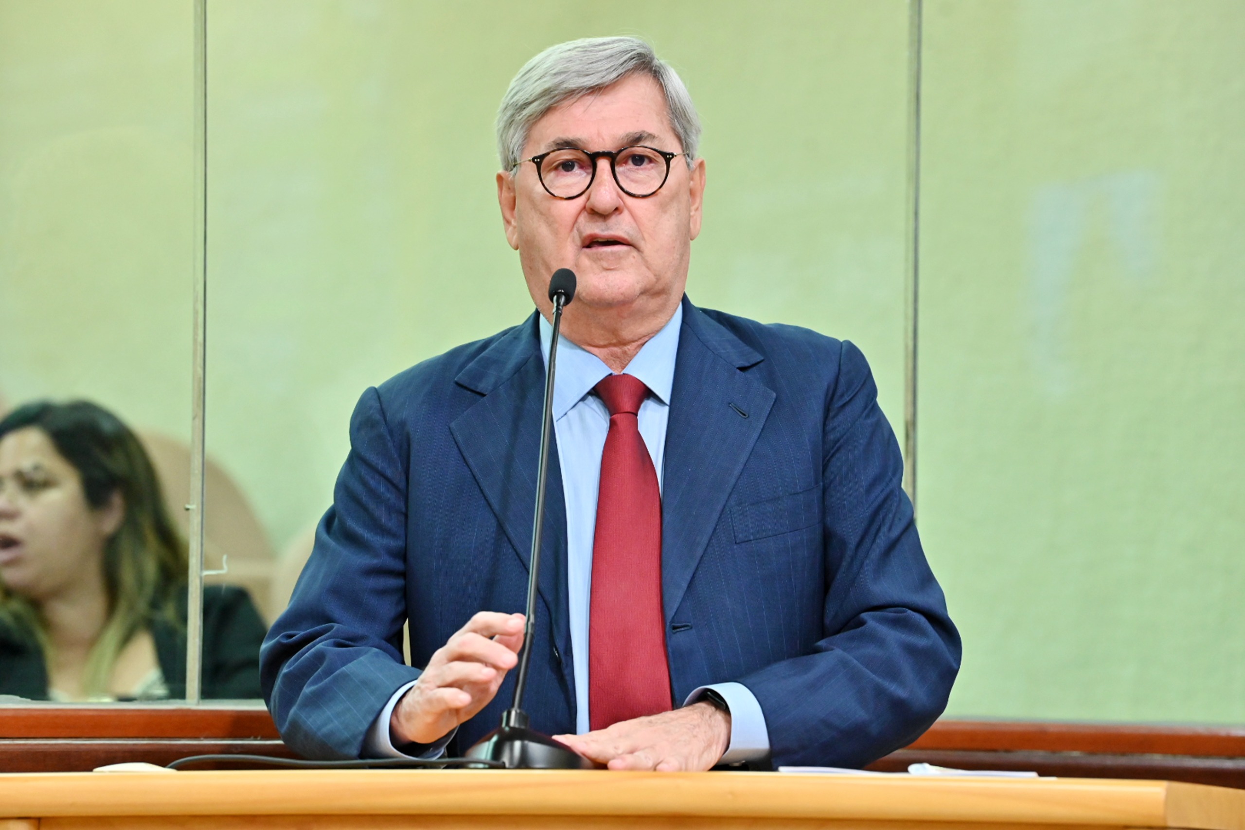 CAOS NA EMATER: deputado Tomba Farias denuncia calote do governo Fátima Bezerra no Programa do Leite e Garantia Safra