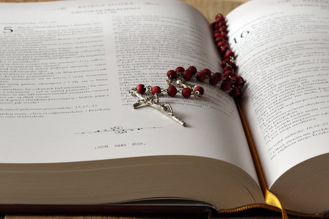 Número de católicos no mundo chega a 1,4 bilhão, diz Vaticano