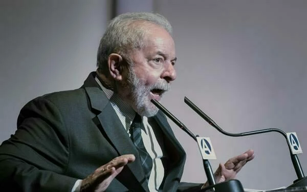 Lula: “Não vamos permitir república de ladrão de celular”